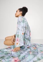 Z62T1090 Women Anna Field Floral Robe Dressing Gown Blue - Image 4