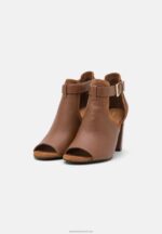 Z62T1333 Women Anna Field Leather Ankle Cuff Sandals Cognac - Image 3