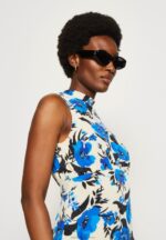 Z62T166 Women Anna Field Jersey Dress Off White/Blue - Image 4
