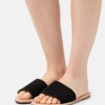 Z62T1863 Women Anna Field 2 Pack Mules Black/Cognac