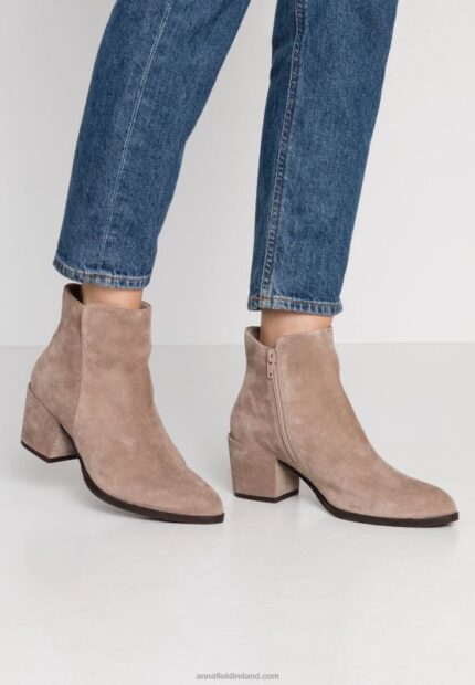 Z62T1931 Women Anna Field Leather Ankle Boots Beige