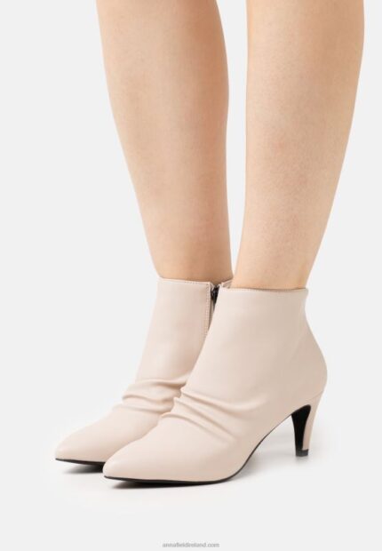 Z62T1933 Women Anna Field Ankle Boots Beige