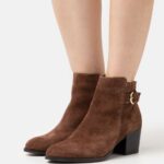 Z62T1935 Women Anna Field Leather Ankle Boots Cognac