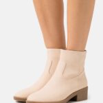 Z62T1961 Women Anna Field Classic Ankle Boots Beige