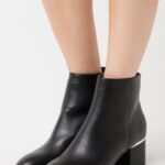 Z62T1982 Women Anna Field Classic Ankle Boots Black