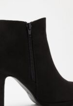 Z62T1985 Women Anna Field High Heeled Ankle Boots Black - Image 3