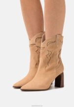 Z62T2052 Women Anna Field Leather Cowboy/Biker Ankle Boot Beige