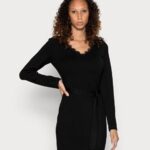 Z62T227 Women Anna Field Lace Insert V Neckline Loose Dress Jumper Dress Black