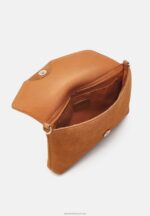 Z62T2410 Women Anna Field Leather Clutch Cognac - Image 3