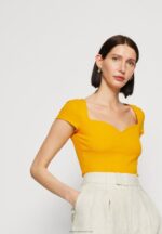 Z62T250 Women Anna Field Print T-Shirt Dark Yellow - Image 4