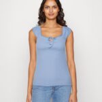 Z62T278 Women Anna Field Print T-Shirt Light Blue