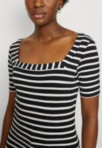 Z62T298 Women Anna Field Print T-Shirt Black/White - Image 6