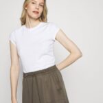 Z62T304 Women Anna Field Basic T-Shirt White
