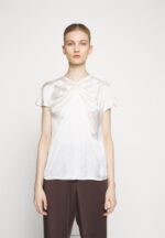Z62T346 Women Anna Field Print T-Shirt Off White - Image 4