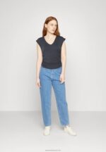 Z62T351 Women Anna Field Print T-Shirt Grey - Image 2