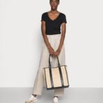 Z62T354 Women Anna Field 2 Pack Basic T-Shirt Black