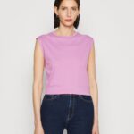 Z62T363 Women Anna Field Basic T-Shirt Lilac