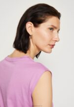 Z62T363 Women Anna Field Basic T-Shirt Lilac - Image 4