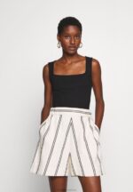 Z62T411 Women Anna Field Top Black