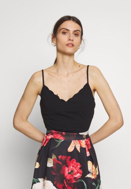 Z62T415 Women Anna Field Top Black