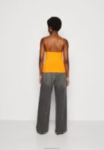 Z62T454 Women Anna Field Top Black/Orange - Image 3
