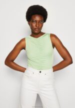 Z62T464 Women Anna Field Top Light Green - Image 4