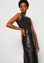 Z62T474 Women Anna Field Top Black - Image 4