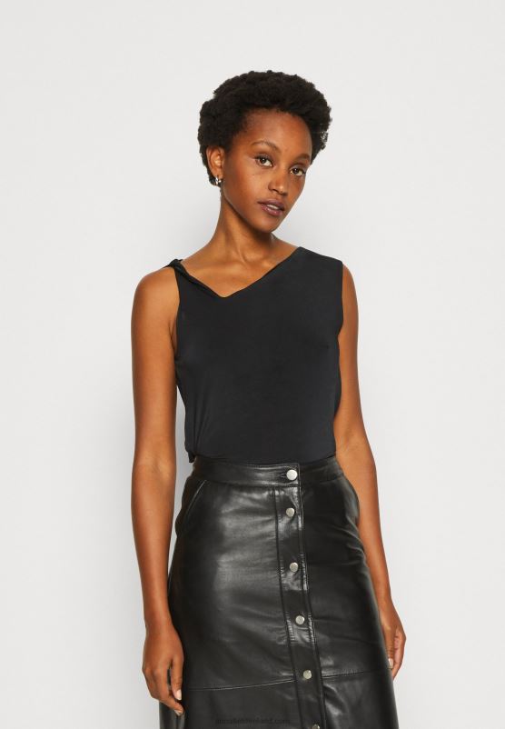 z62t474_women_anna_field_top_black.jpg Z62T474 Women Anna Field Top Black - Image 1