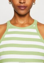 Z62T479 Women Anna Field 2 Pack Top Off-White/Green - Image 7