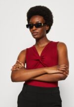 Z62T480 Women Anna Field Top Dark Red - Image 4