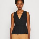Z62T488 Women Anna Field Top Black