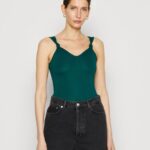 Z62T490 Women Anna Field Top Dark Green
