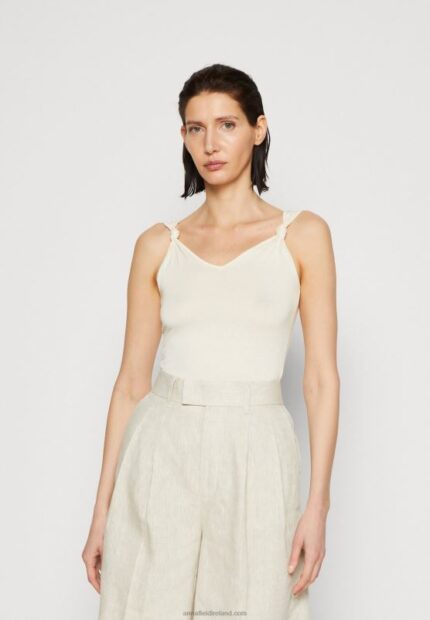 Z62T493 Women Anna Field Top Off-White