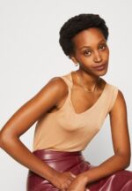Z62T509 Women Anna Field Top Light Brown - Image 4