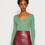 Z62T514 Women Anna Field Long Sleeved Top Green