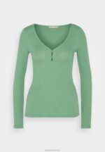 Z62T514 Women Anna Field Long Sleeved Top Green - Image 5