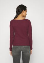 Z62T530 Women Anna Field Long Sleeved Top Dark Red - Image 3