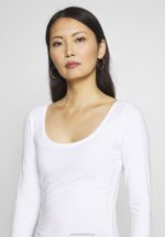 Z62T581 Women Anna Field Long Sleeved Top White - Image 5