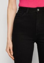 Z62T665 Women Anna Field Straight Leg Jeans Black Denim - Image 6