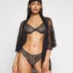 Z62T1006 Women Anna Field 5 Pack Thong Black