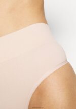 Z62T1015 Women Anna Field 2Pp High Waist Thong Thong Beige - Image 4
