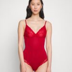 Z62T1025 Women Anna Field Body Red