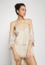 Z62T1056 Women Anna Field Nightie Off-White - Image 4