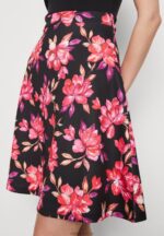 Z62T11 Women Anna Field Day Dress Black/Red/Purple - Image 6