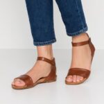 Z62T1278 Women Anna Field Leather Sandals Cognac