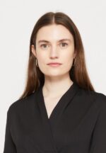 Z62T130 Women Anna Field Jersey Dress Black/White - Image 4