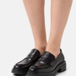 Z62T1817 Women Anna Field Leather Slip-Ons Black