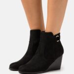 Z62T1897 Women Anna Field Wedge Ankle Boots Black