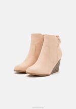 Z62T1902 Women Anna Field Wedge Ankle Boots Beige - Image 3