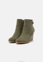 Z62T1913 Women Anna Field Wedge Ankle Boots Khaki - Image 3